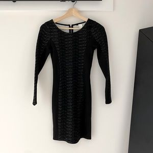 H&M Long Sleeve Black Dress with Pattern